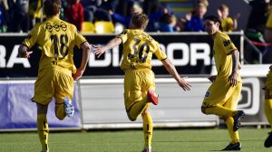 Trond Olsen feirer scoring mot RBK