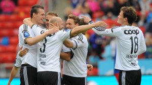 Jubel etter scoring mot Tromsdalen