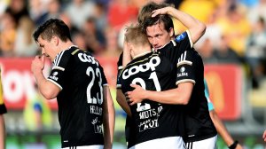 Bjørdal feirer mål mot Lillestrøm. Helland Midtsjø