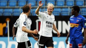 Dorsin jubler etter scoring mot sandefjord