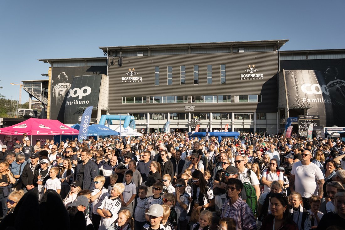 Slik så det ut i Fanzone foran Rosenborg–HamKam.