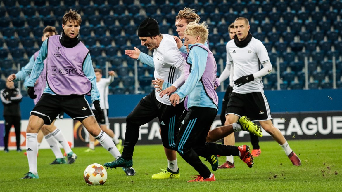 Mike Jensen i normalt driv, hvor han nekter å miste ballen.