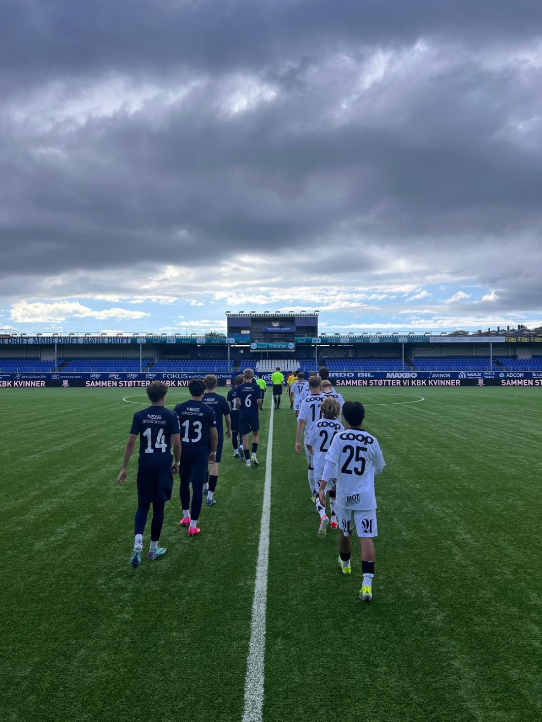 Før avspark i NM-kampen mot Kristiansund.