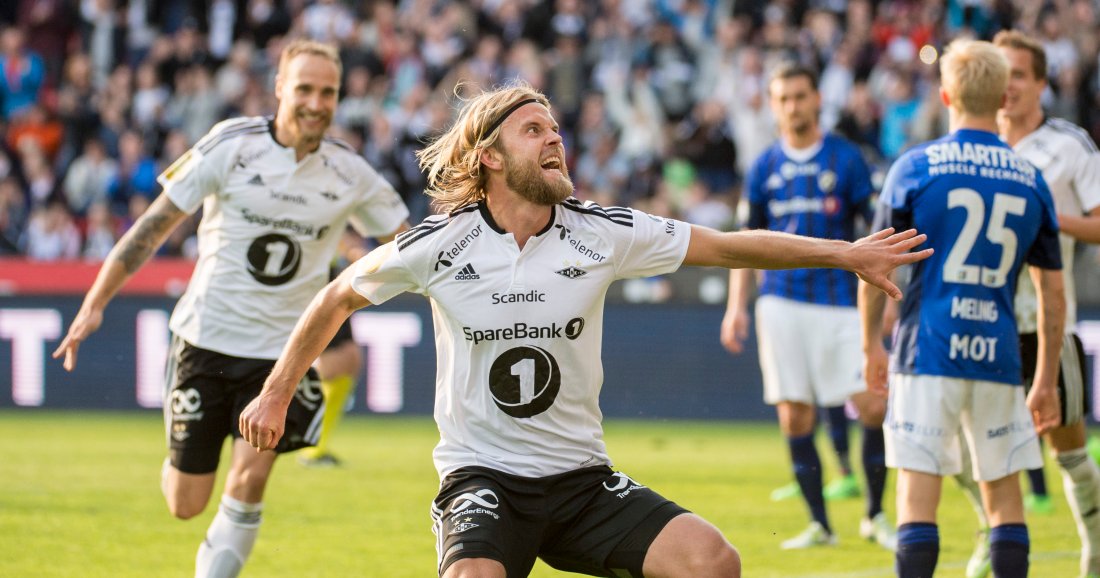 Christian Gytkjær jubler etter scoring